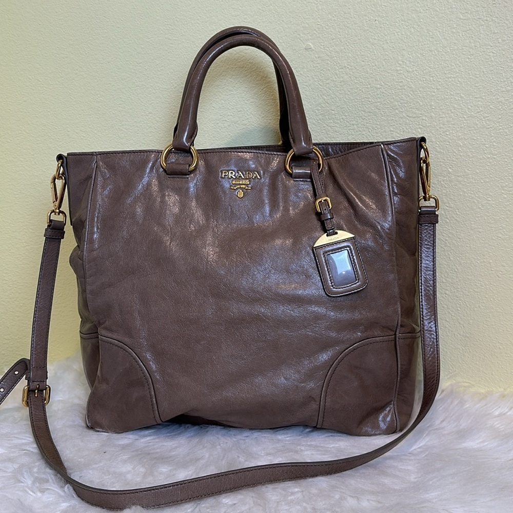 💯 Authentic Prada  Two-way Leather Tote Bag🍀 - Picture 7 of 17